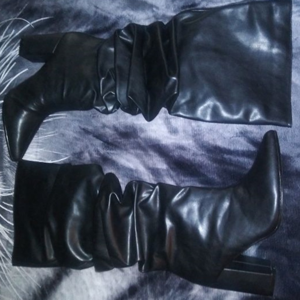 Brand new Windsor Hyson-8 ladies Boots size 7 & 9